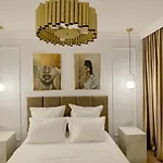 Selling Sunset Apartments